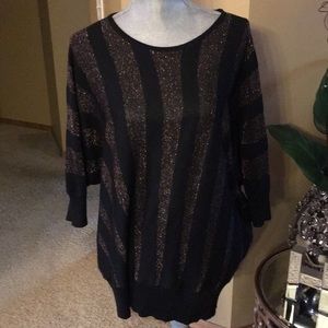 Lane Bryant black and gold sweater 14/16